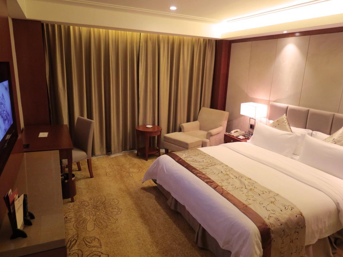 Rongjiang Hotel Jieyang Ngoại thất bức ảnh