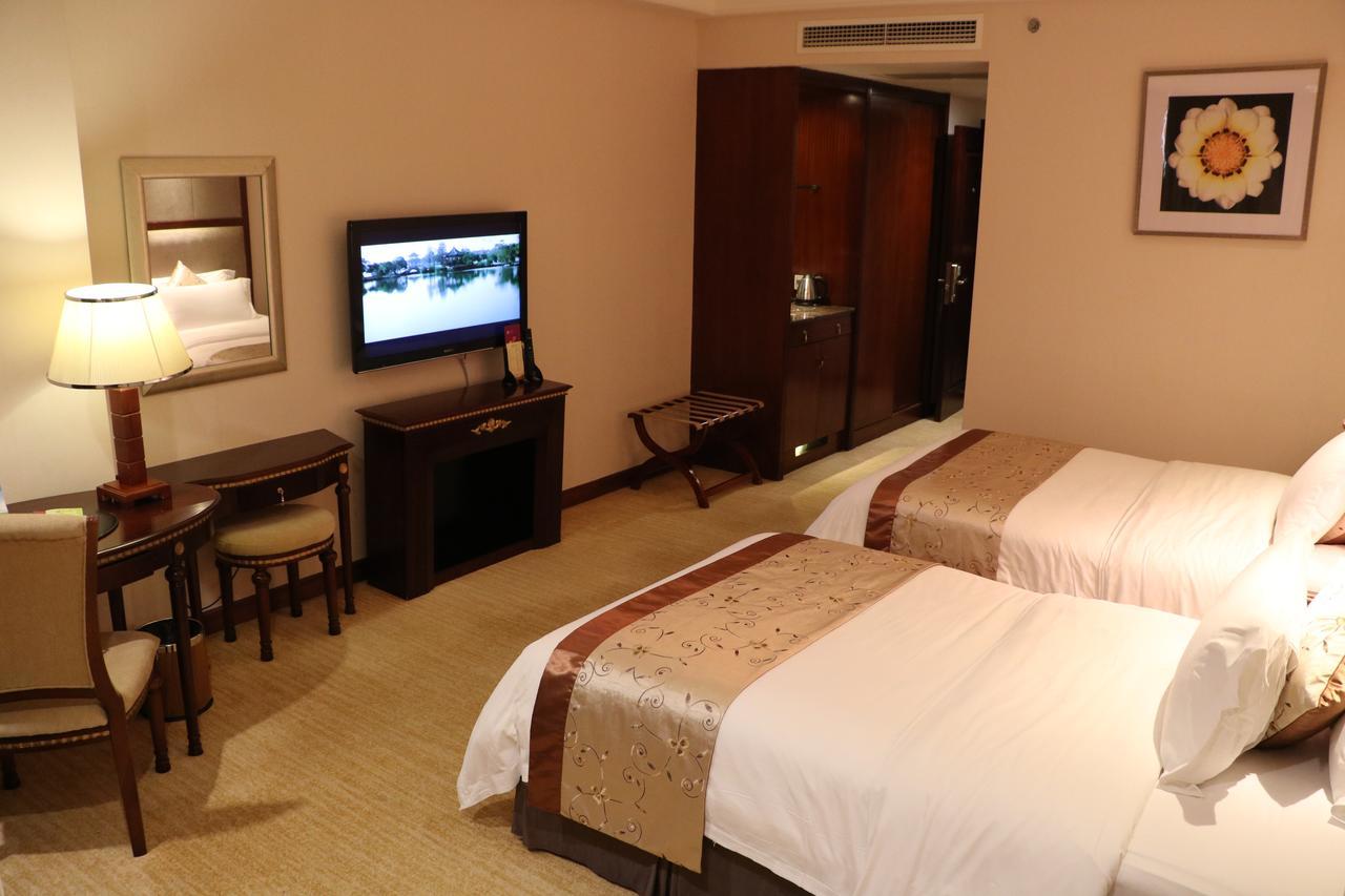 Rongjiang Hotel Jieyang Ngoại thất bức ảnh