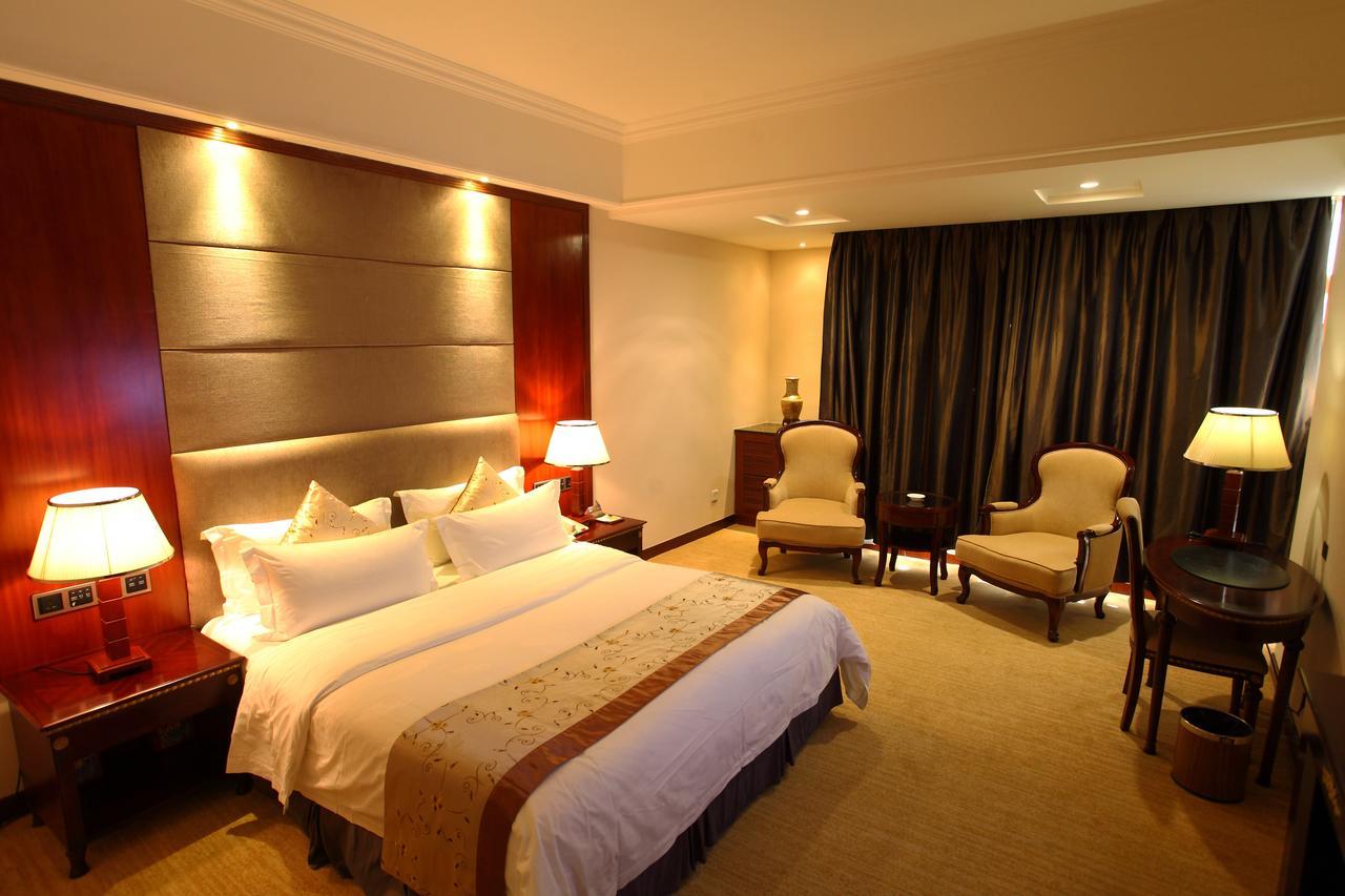 Rongjiang Hotel Jieyang Ngoại thất bức ảnh