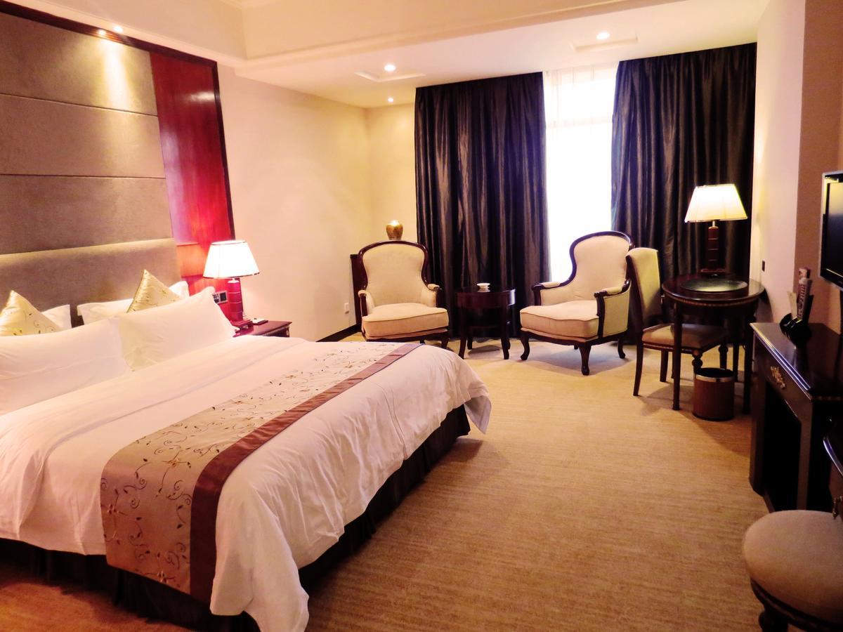 Rongjiang Hotel Jieyang Ngoại thất bức ảnh